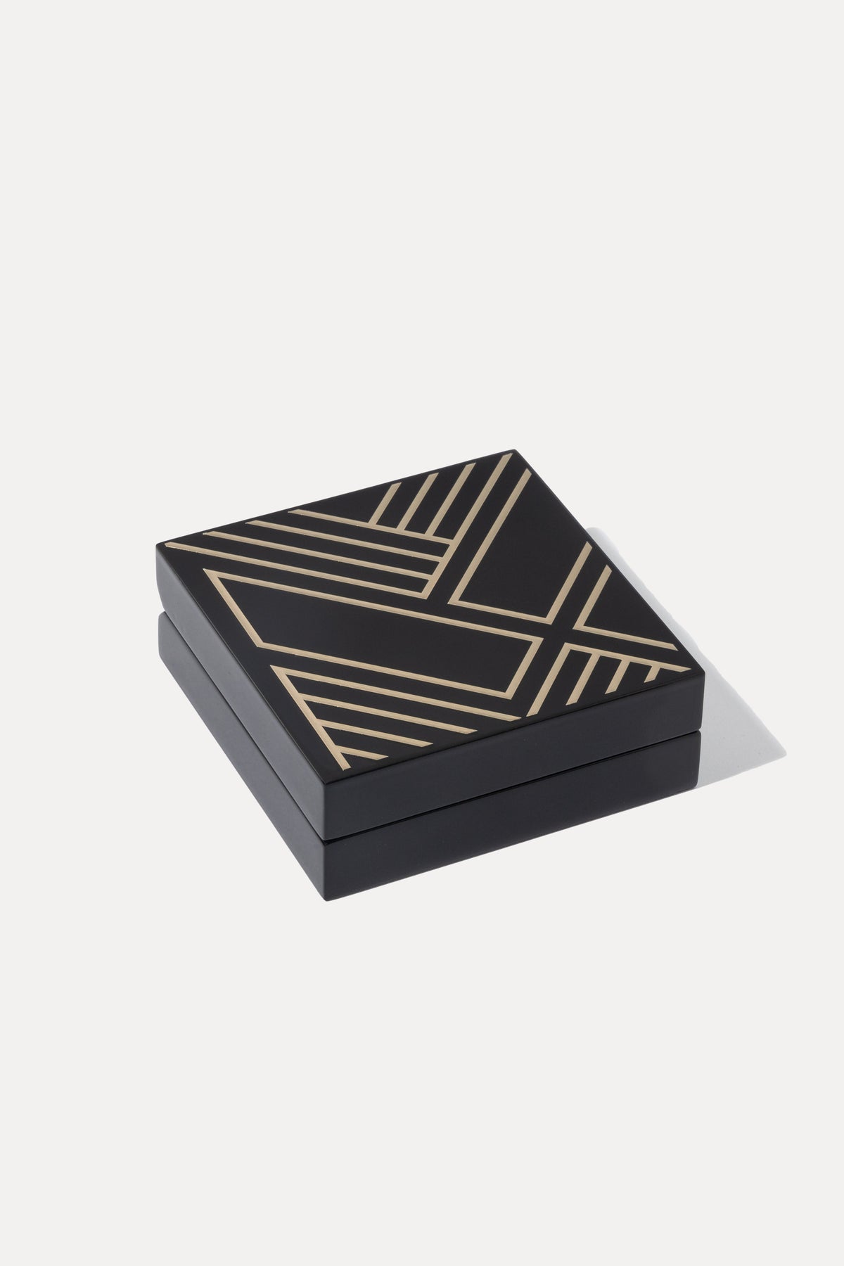 Image of a Miranda Frye branded jewelry keepsake box.