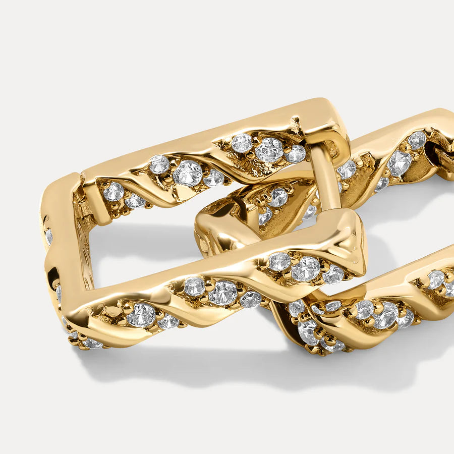 Gold-Filled Jewelry vs. Gold-Plated: Understanding the Differences and Benefits