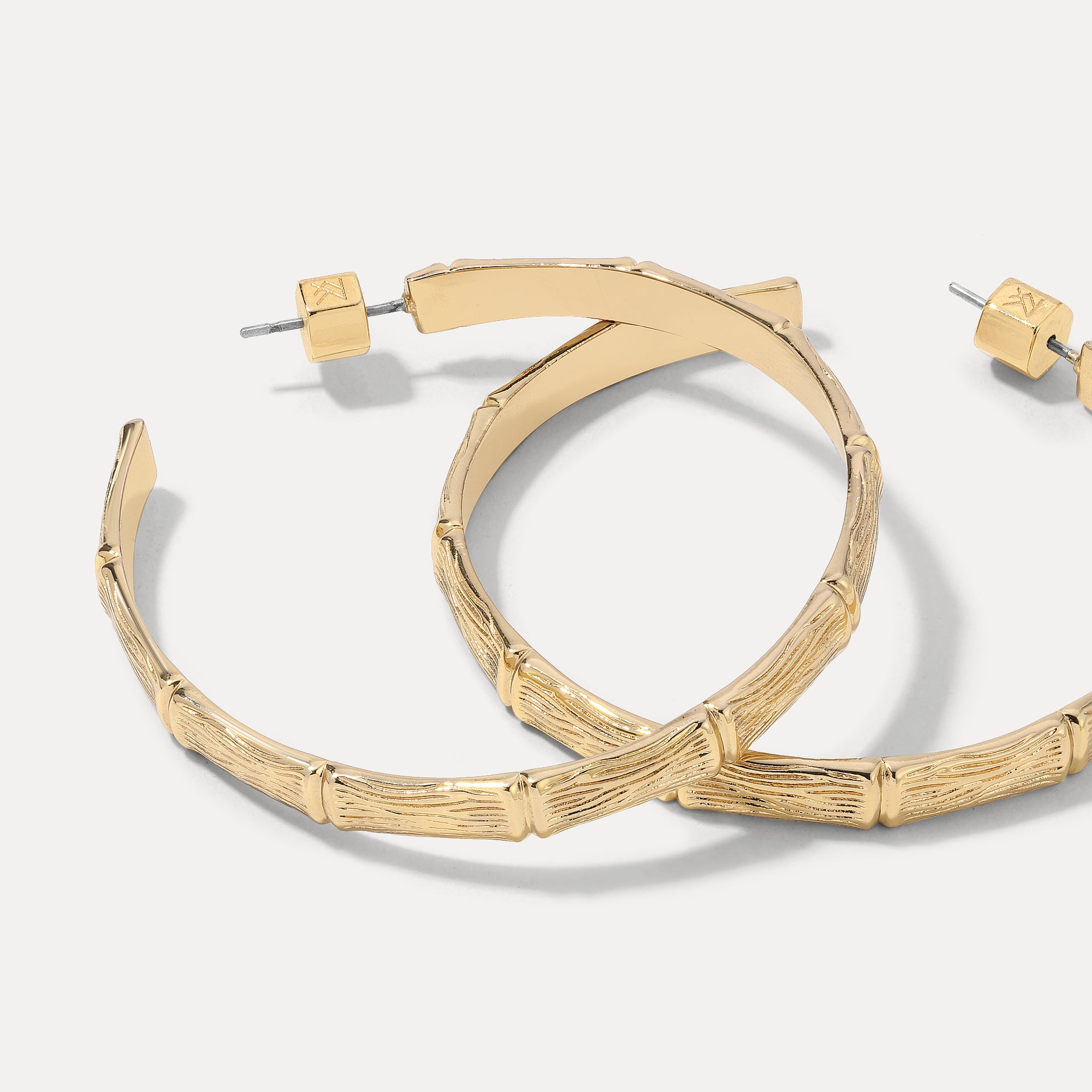 Why Gold Hoops Are a Must-Have in Every Jewelry Collection