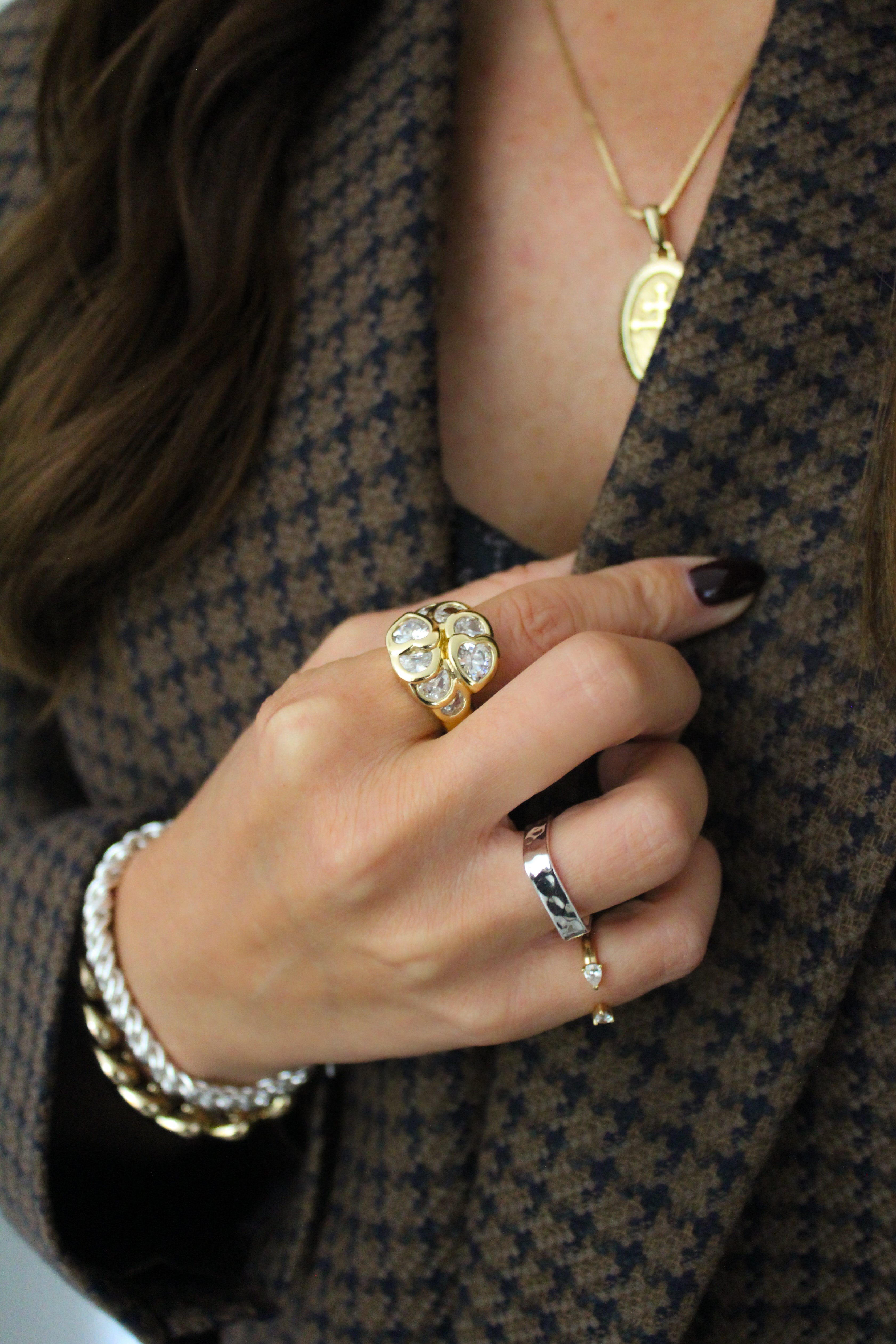 Mae Ring