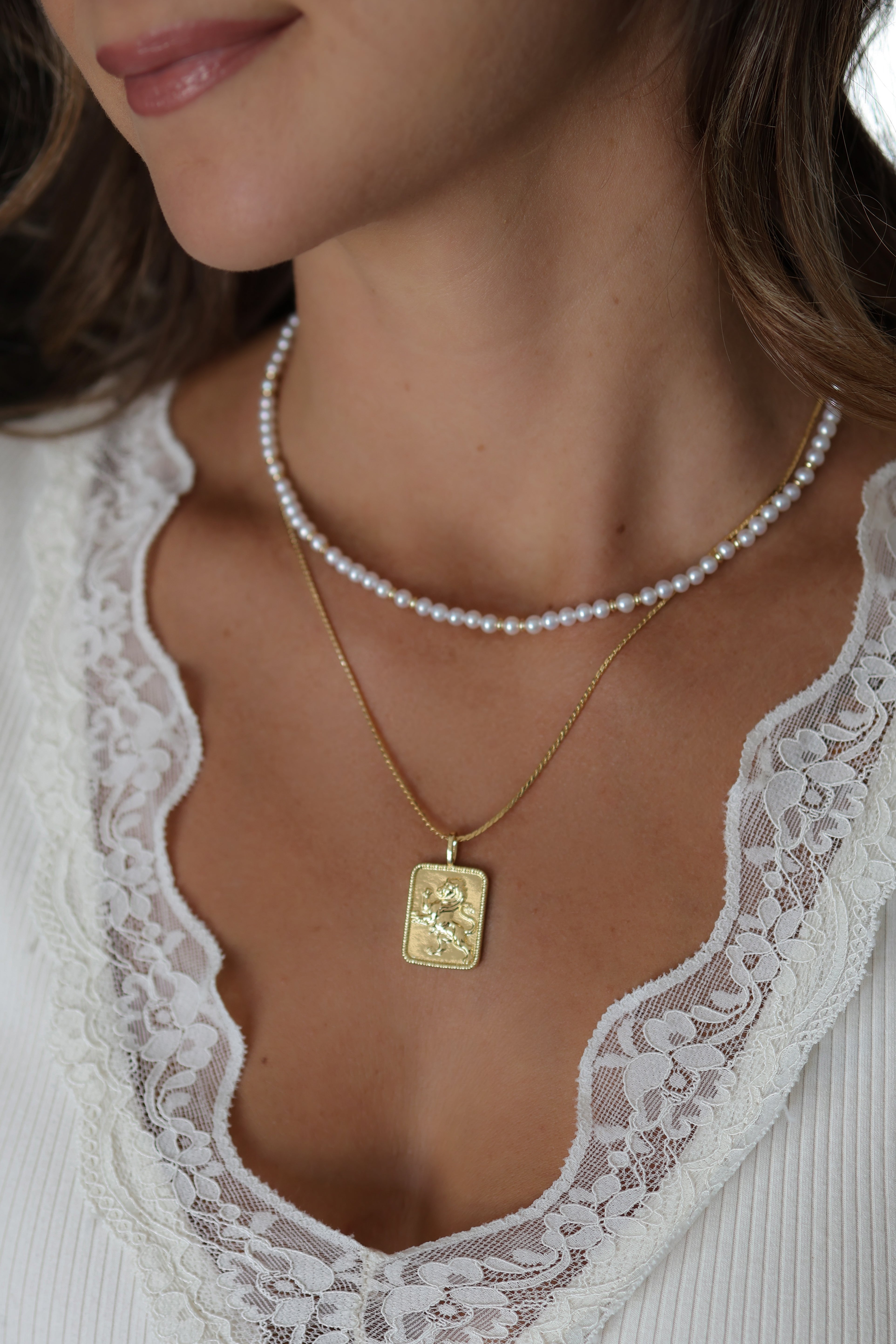 Andee Chain